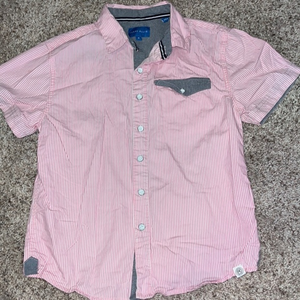 Perry Ellis boy’s 8 button up dress shirt